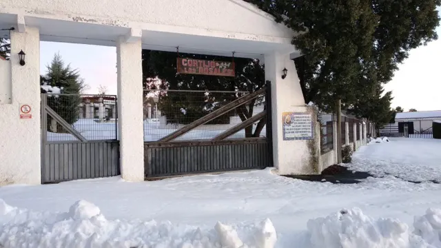 Parcela de 801m2 prácticamente llana, con muy buenas vistas — 11
