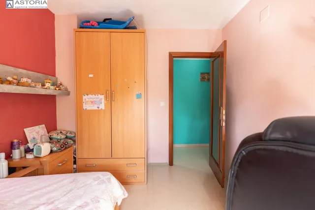 PISO VPO DE CUATRO DORMITORIOS CON GARAJE EN PADRE CLARET — 17