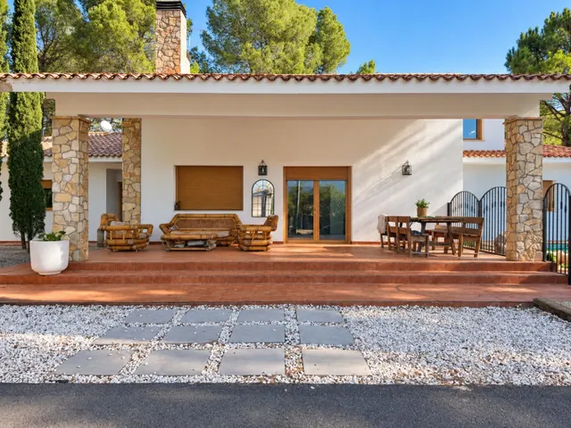 Exclusivo Chalet en Urbanización Helios, Ontinyent - ¡Tu refugio soñado! — 40