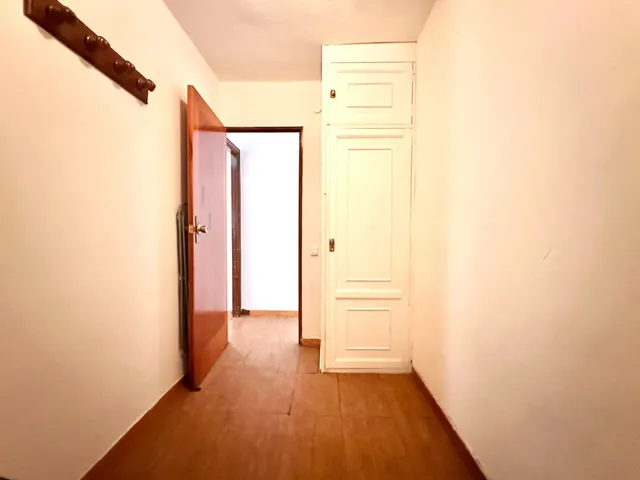 Piso en venta en Avenida Dilar — 24