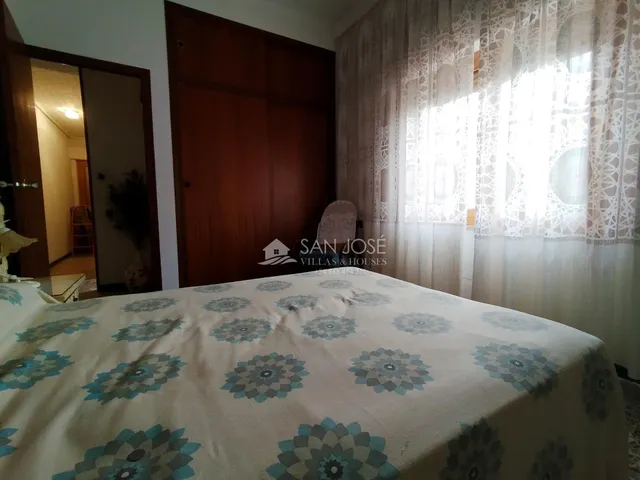 SE VENDE CHALET EN PARCELA URBANA EN LA ROMANA — 17