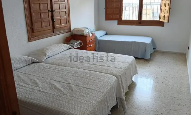 Alquiler de chalet independiente con piscina y parcela de 2.300m2 — 16
