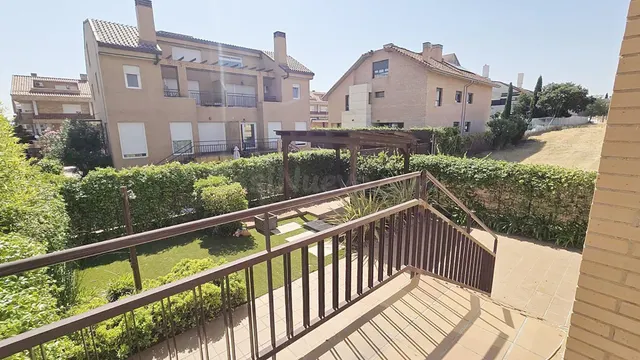 ¡EN ALQUILER PARA ESTUDIANTES! habitaciones EN CHALET CON REFORMA RECIENTE EN VILLANUEVA DE LA CAÑADA. — 44