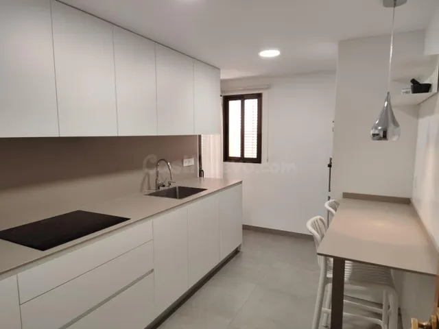 Piso 3 habitaciones 110m² en alquiler - Mestalla - foto 3