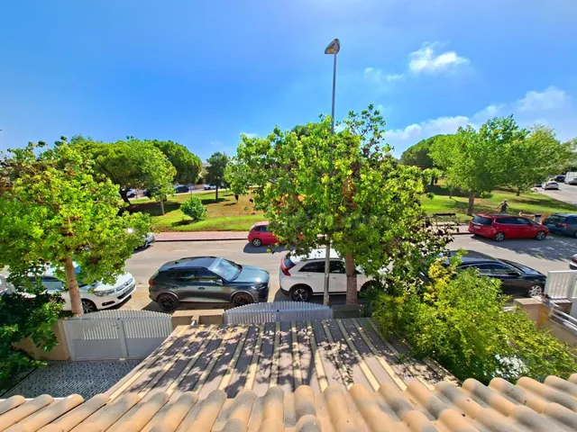 DÚPLEX PRÓXIMO AL MAR MENOR: 3 DORMITORIOS, 2 BAÑOS, 2 TERRA - foto 2