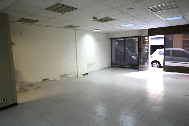 Oportunidad de Inversión: Local Comercial en Alicante/Alacan - foto 5