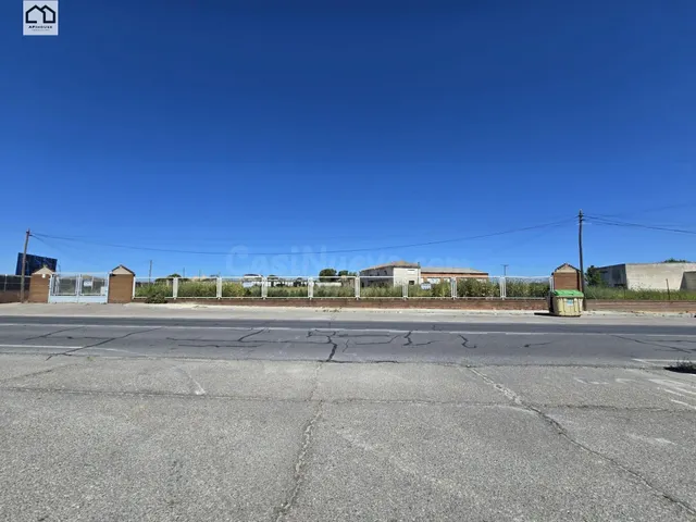 APIHOUSE VENDE GRAN TERRENO URBANO EN FUENSALIDA. PRECIO DE  - foto 4