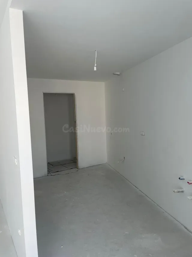 ¡Tu nuevo hogar te espera! Espectacular piso en venta con co - foto 3