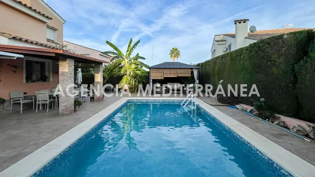 Espectacular chalet independiente con piscina privada en la cañada — 36