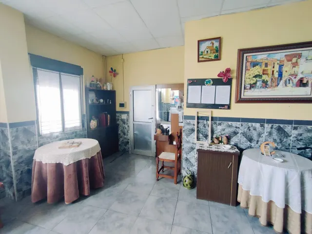 CASA EN ONDA DE DOS PLANTAS MAS TERRAZA — 8