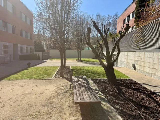 NUEVO PRECIO · Piso en el centro de Alella con terraza al sur, piscina, parking y trastero — 41