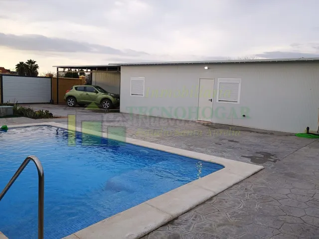 Parcela con casa, piscina y casa de invitados en Don Rodrigo - foto 3
