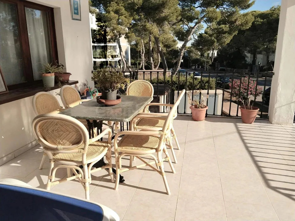 Piso con espacio exterior en Portocolom