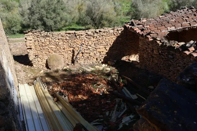 MASIA EN VILAFAMES CON TERRENO — 44