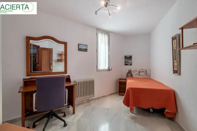 ¡¡Fantástico piso de 7 habitaciones en Bola de Oro!! — 31