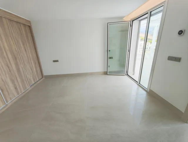 Exclusivo Ático Dúplex en Primera Línea de Golf | 215,51 m2 de Lujo, Vistas Abiertas y Solárium Privado — 21