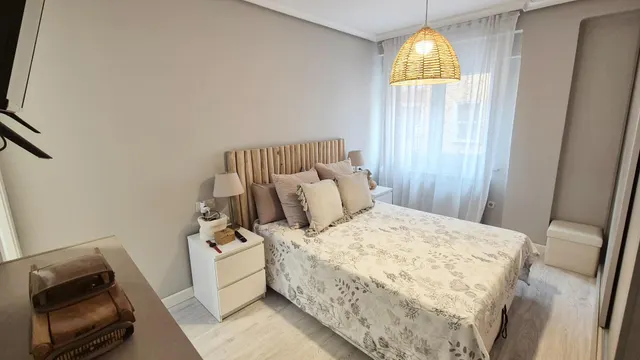PISO VENTA SALAMANCA. Urbis te ofrece un piso reformado en venta en Garrido Sur, Salamanca. — 13