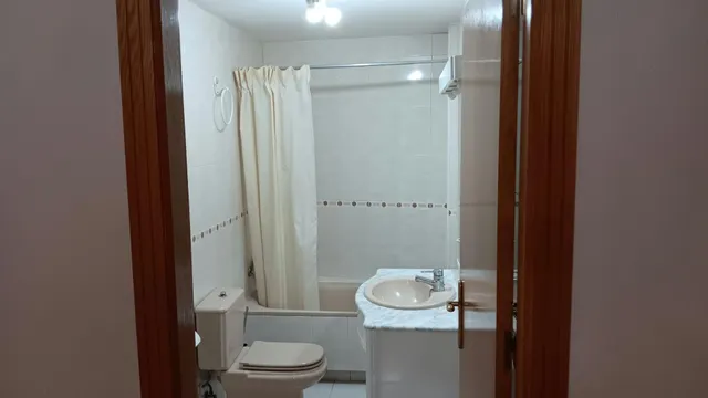Piso de 3 dormitorios con garaje y trastero — 12