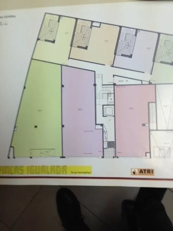 LOCAL COMERCIAL A IGUALADA — 2