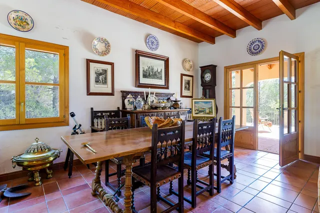 SE VENDE FANTASTICA FINCA RÚSTICA CON 35.000M2 DE TERRENO EN CALVIÀ — 12