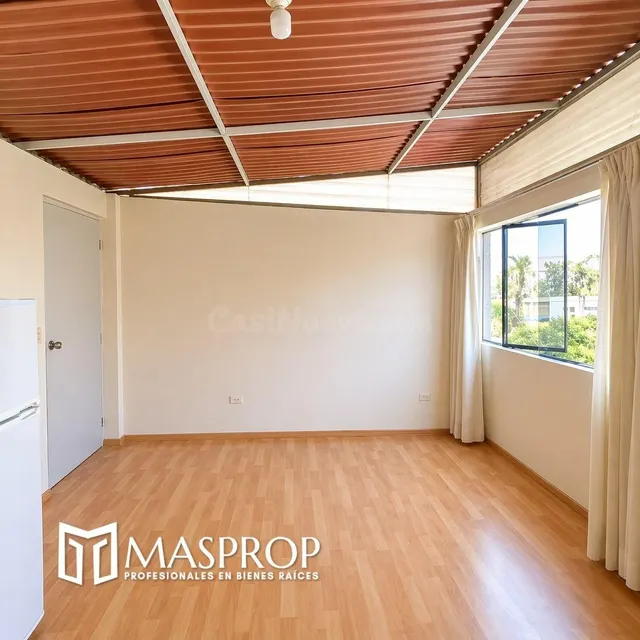 CASA DE 3 PISOS EN VENTA – CONJ. HAB. LAS BUGANVILLAS | CERC - foto 4
