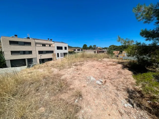 Terreny Urbà amb gran potencial edificatori al centre de San - foto 5