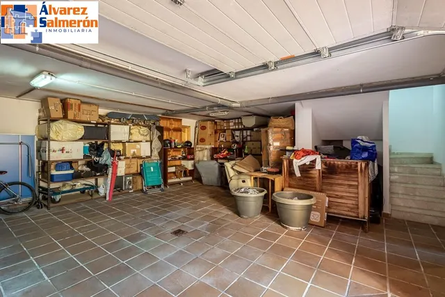 Casa pareada con piscina y vistas despejadas en Huétor Vega — 32