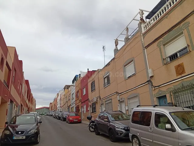 Se vende Casa Independiente en Almería - foto 2