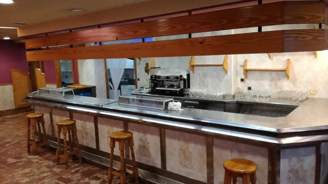 Bar en funcionamiento. Ave maría — 26