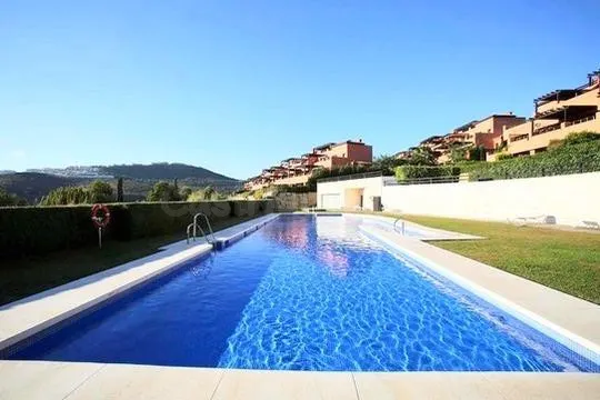 Planta baja con jardín privado en Casares Golf & Gardens – C - foto 2