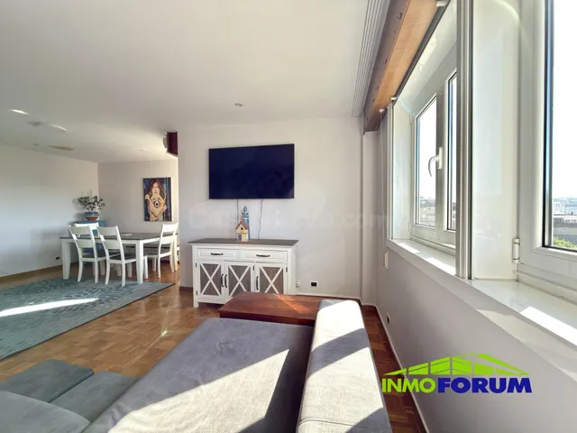Preciosa vivienda en A Coruña con TRES dormitorios, GARAJE y - foto 5