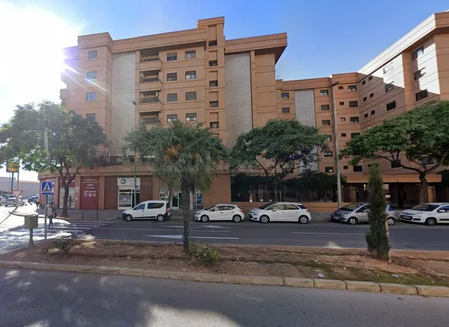 VENTA LOCAL COMERCIAL OKUPADO EN CASTELLON OPORTUNIDAD ÚNICA - foto 4