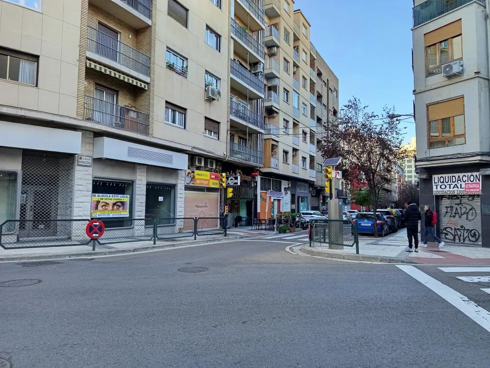 Garaje en C/ Cánovas. Zaragoza