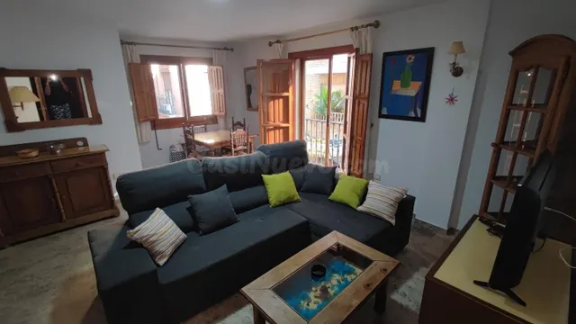 Amplio Piso de 4 Dormitorios en Alquiler en el Centro | REF: - foto 4