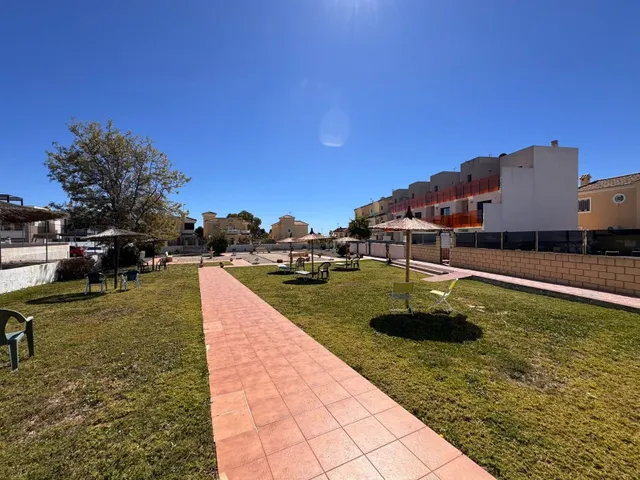 Casa 3 habitaciones 140m² en venta - Lomas de Don Juan — 31