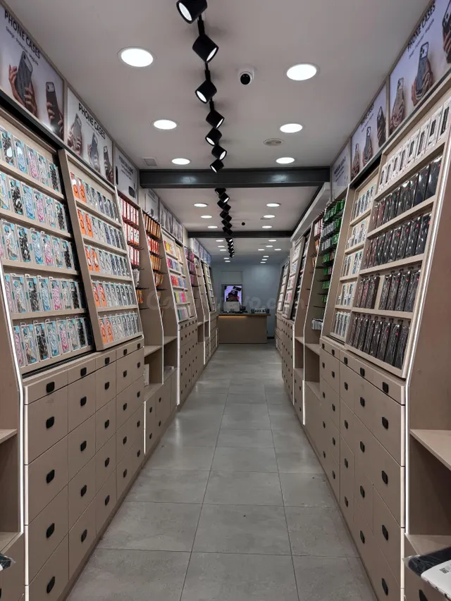 Oportunidad Única: Local Comercial en el Corazón del Casco H - foto 2
