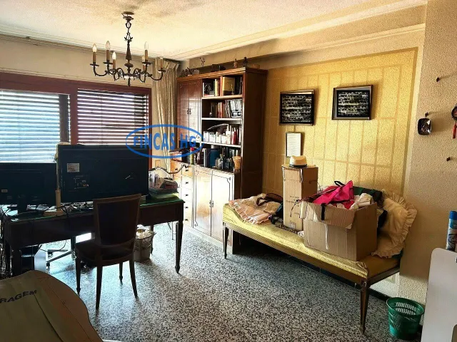 Gran vivienda señorial, centro tradicional con 242 m2. — 9