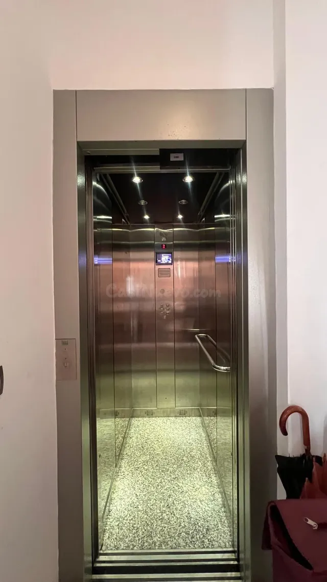 LUZ DEL SUR INMOBILIARIA te presenta una vivienda muy especial en pleno centro de Cádiz — 2