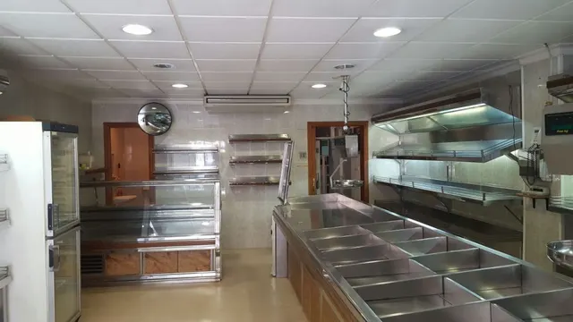 Local en venta  totalmente equipado para fruteria — 16