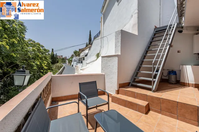 Casa reformada en el Camino del Sacromonte — 23