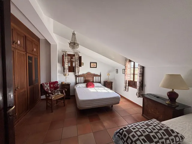 Chalet 5 habitaciones 250m² en venta - Polígono - Alrededores - Pedanías — 14