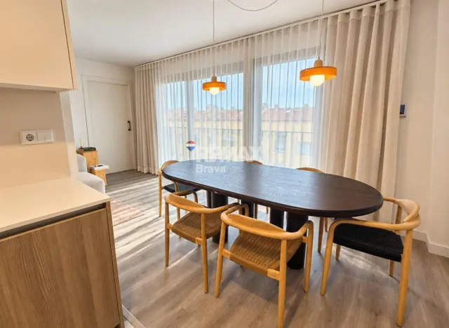 GIA46AC - Girona centro | Piso moderno en el centro de Girona con balcón, parking y trastero — 11
