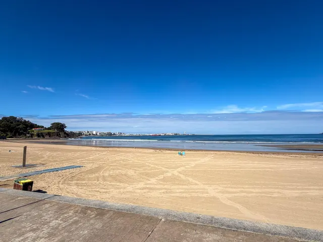 Piso singular al lado de la playa de Bastiagueiro, Oleiros — 6