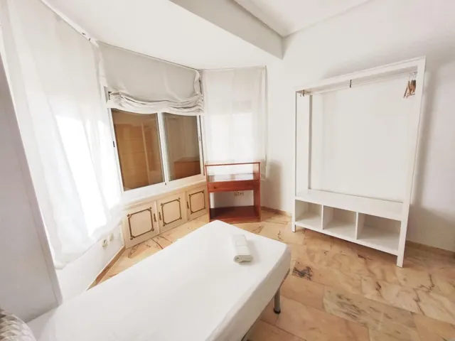 Espectacular vivienda junto Iglesia de La Magdalena, lista para entrar!!! — 22