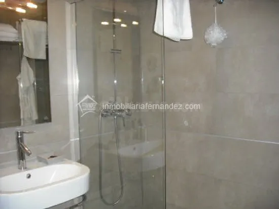 Se vende piso céntrico totalmente reformado - foto 5