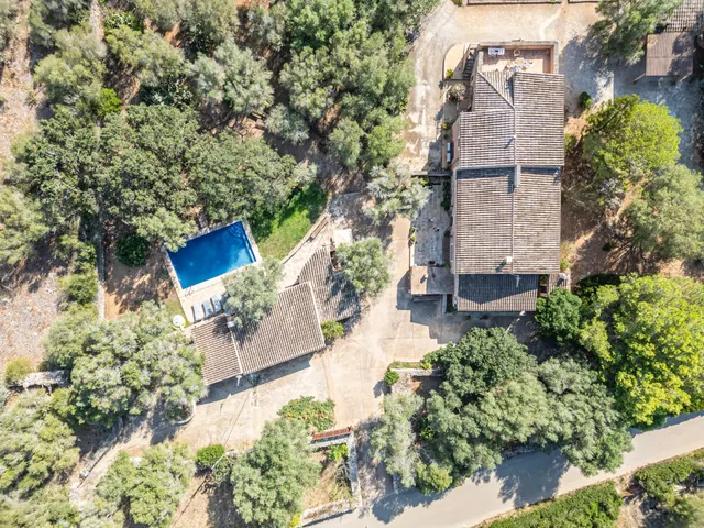Villa de campo con piscina privada y casa de invitados . — 43
