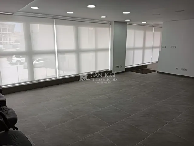 VENTA DE LOCAL DE OFICINAS EN SANTA POLA, ZONA CUARTEL GUARDIA CIVIL — 3