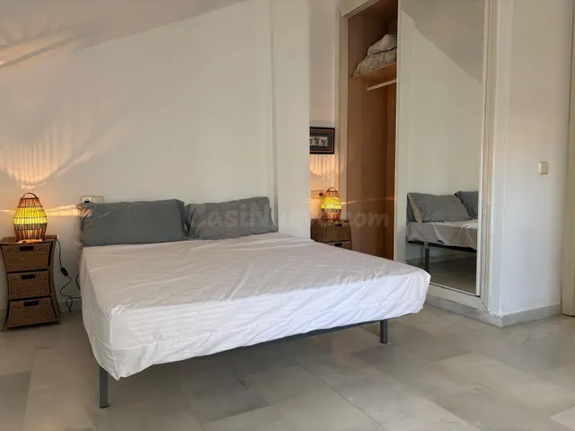 Ático dúplex · san pedro de alcántara · urbanización con piscina — 33