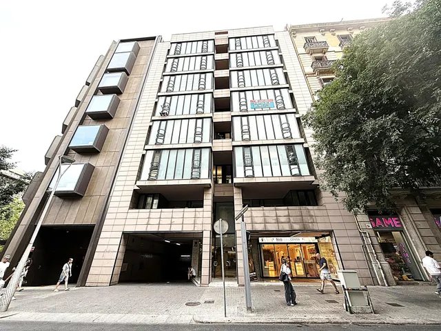FANTÁSTICAS OFICINAS EN VENTA EN EL CORAZÓN DE BCN — 33