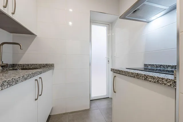 ALQUILER PARA ESTUDIANTES (ZONA REALEJO) — 27